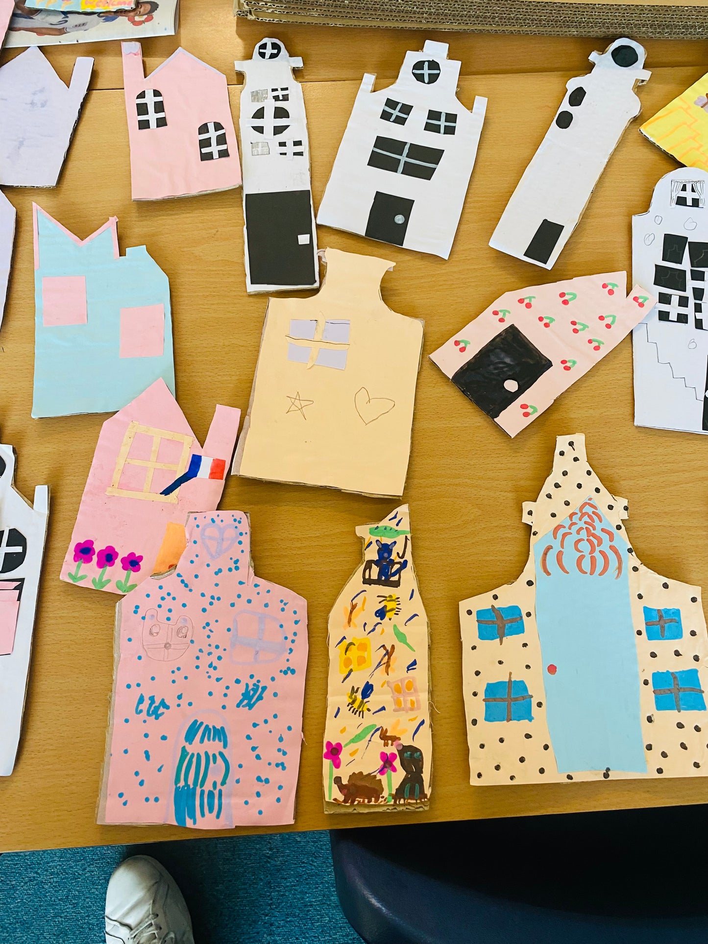 Arts n Crafts Clubs London